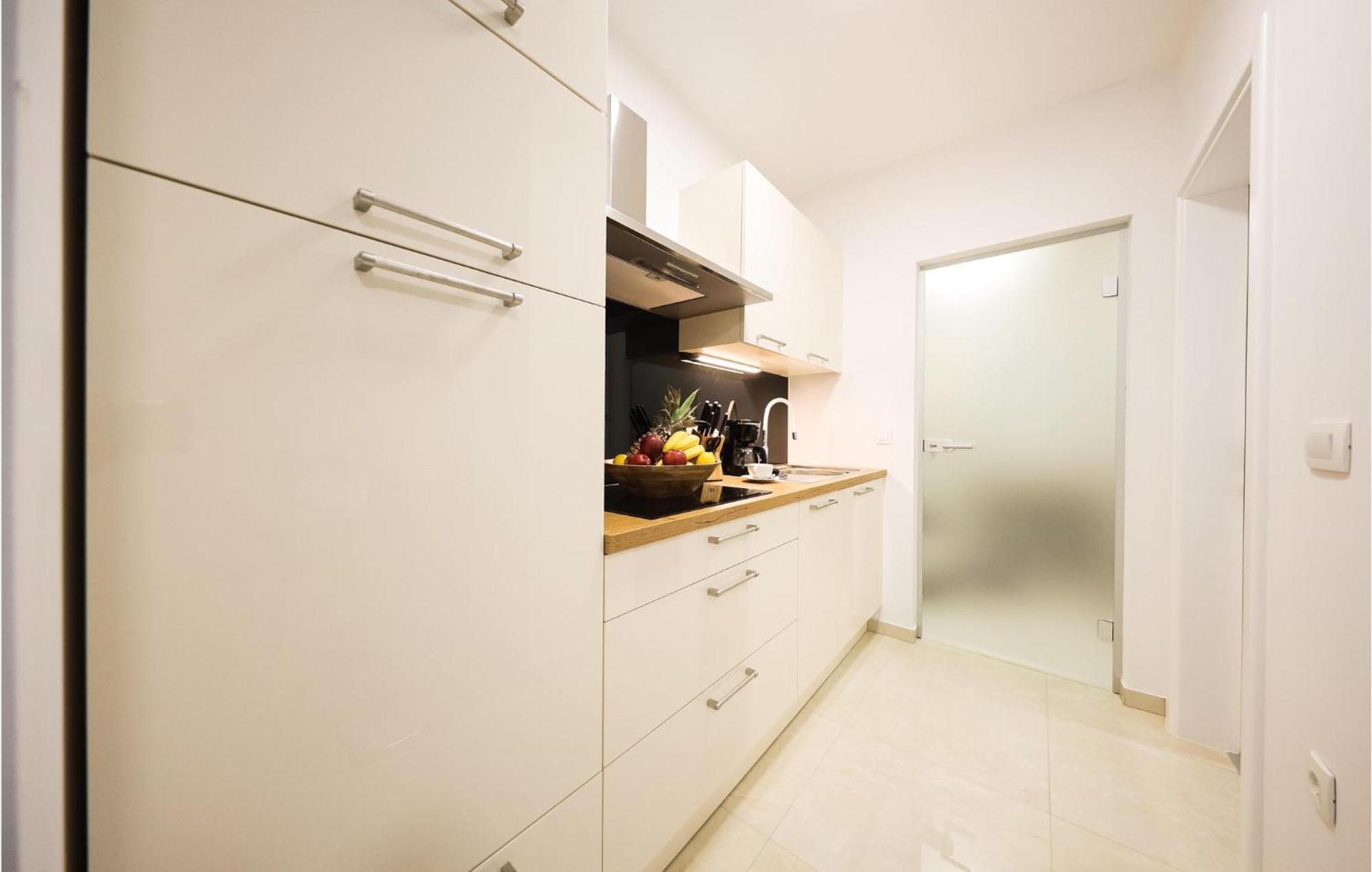 Lovely Apartment In Zadar With Wifi Экстерьер фото